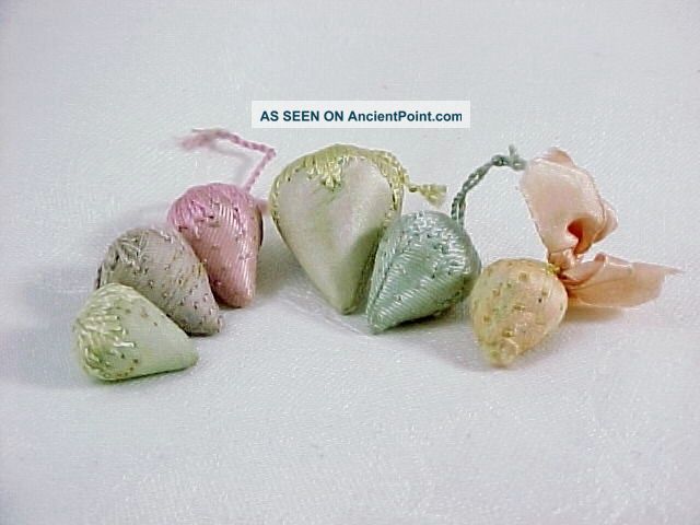 6 Antique Shaker Strawberry Sewing Emery Pin Cushions,  Miniature,  Silk Primitives photo