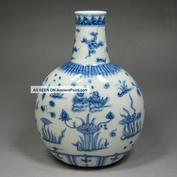 Chinese Blue And White Porcelain Mandarin Duck Lotus Flower Vase Vases photo
