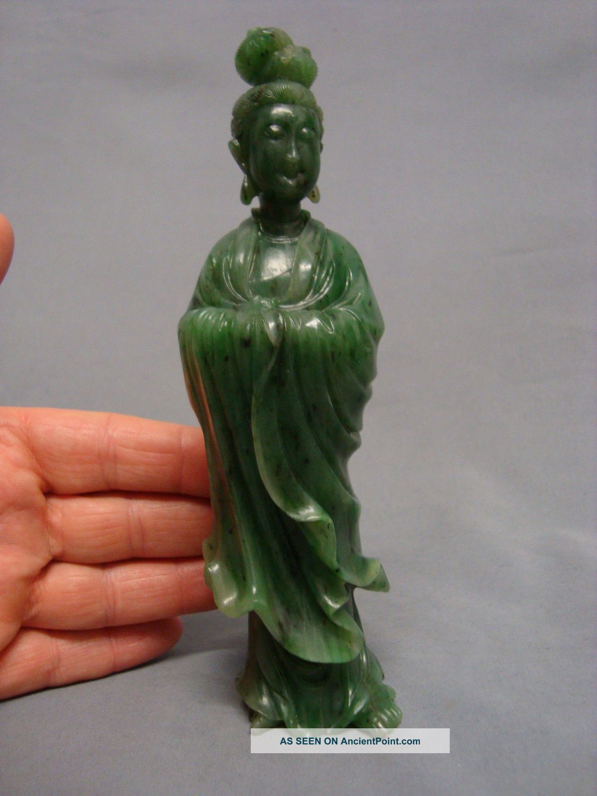 Fine Spinach - Green Jade/jadeit Kwan - Yin Figure With Very Fine Carvings Kwan-yin photo