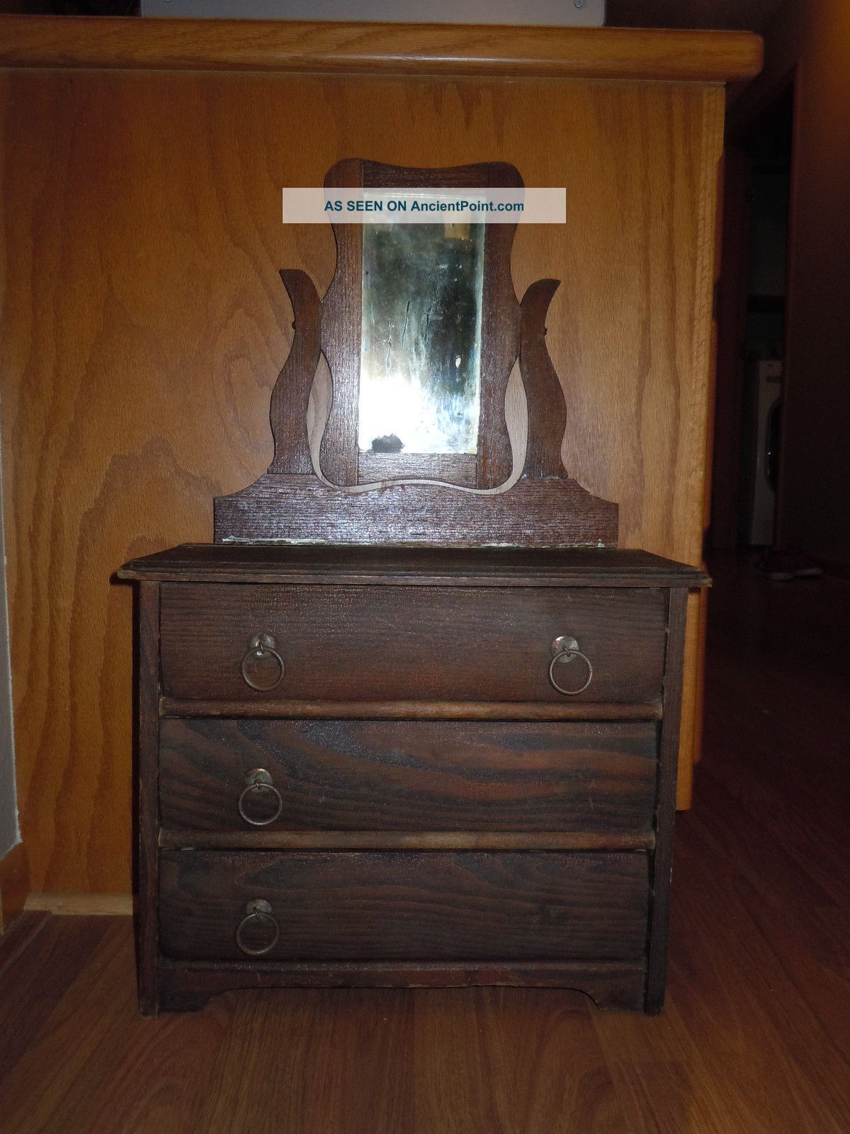 Antique Converse 1905 Childs Oak Wooden Toy Dresser With Mirror 1900-1950 photo