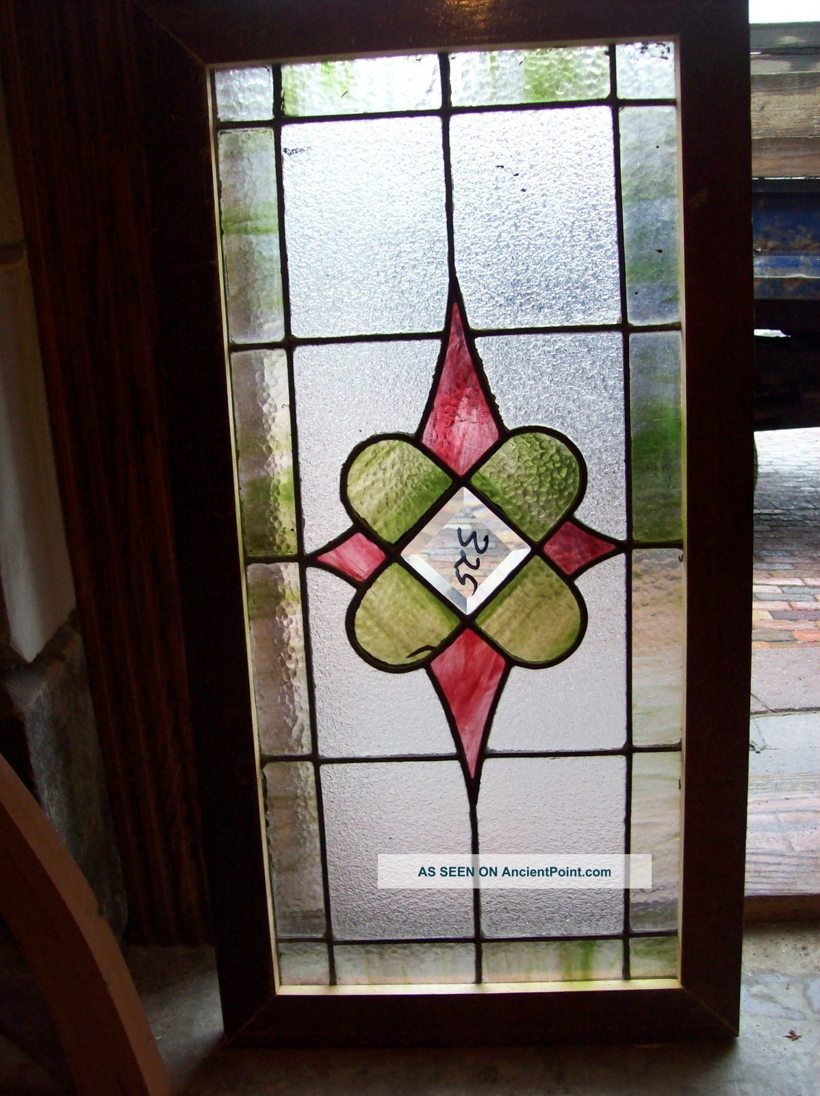 Textured Beveled Center Diamond Stained Glass Cluster Window (sg 1121) 1900-1940 photo