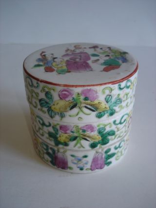 Chinese Famillie Rose Three - Layer Porcelain Box photo