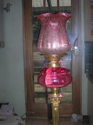 Antique Victorian Brass Corinthian Column Cranberry Glass Banquet Oil Lamp photo