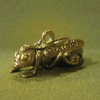 Cicada Popular Wealth Rich Lucky Charm Thai Amulet Pendant photo