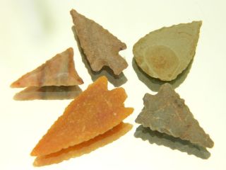 5 Neolithic Neolithique Stone Arrowheads - 6500 To 2000 Before Present - Sahara photo
