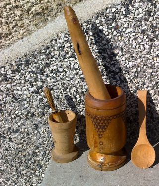 Vintage,  Mortar,  Rare,  Mortar Mines,  Wooden Spoons,  Pepper Grinder. photo