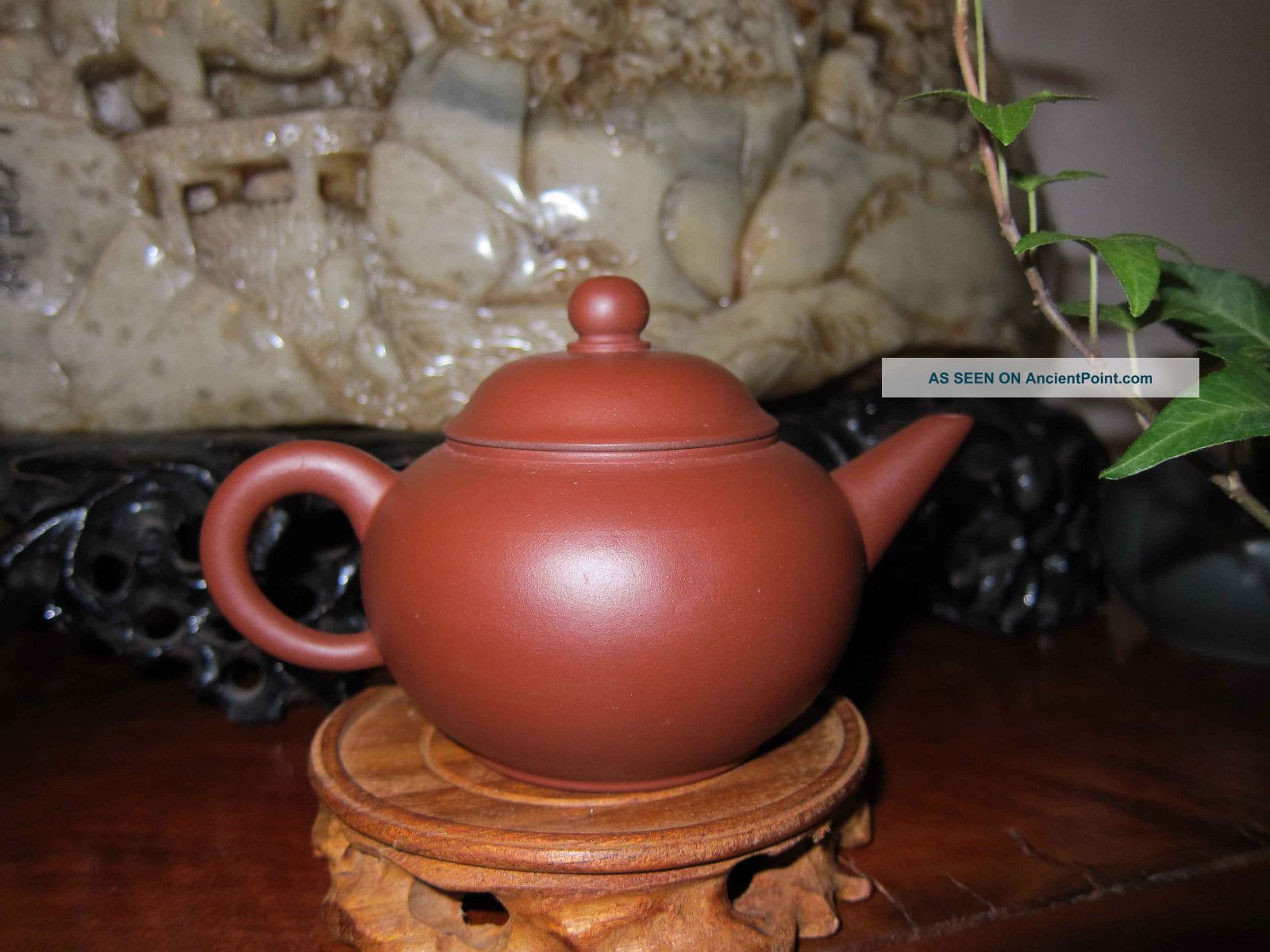 Chinese Yixing Clay Zisha Teapot 100% Handmade Teapots photo