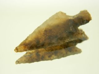 Neolithic Neolithique Quartz Arrowhead - 6500 To 2000 Before Present - Sahara photo