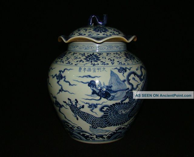 A Antique Chinese Blue And White Porcelain Dragon Pot Rare Bowls photo