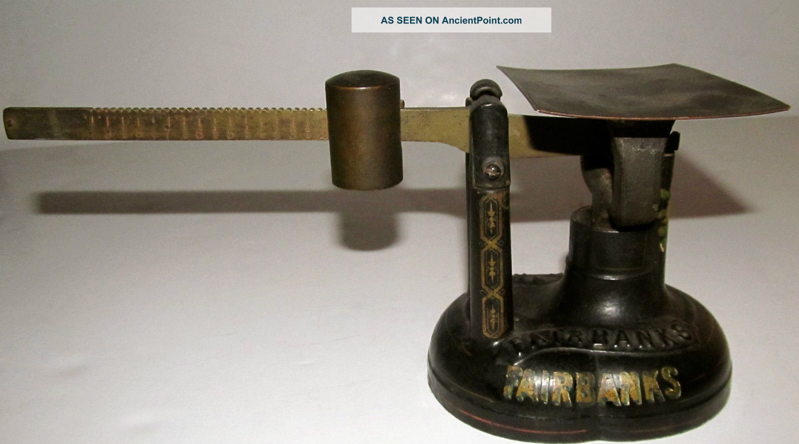Vtg Antique Industrial Fairbanks Painted Iron Brass Gold Coin Merchants Scale Nr Scales photo