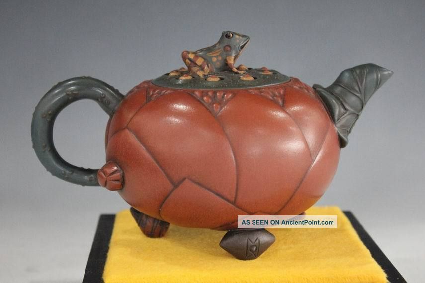 Unique Yi Xing Zi Sha Teapots_14 Teapots photo