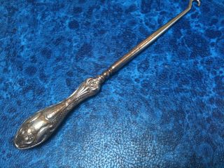 1910 Solid Sterling Silver Handle Art Nouveau Button Hook - Chester Hallmarked photo