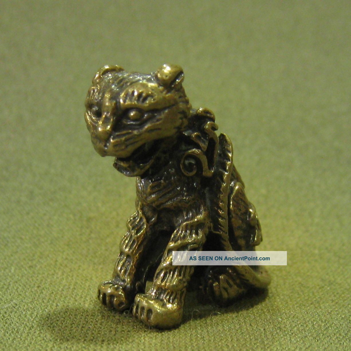 Powerful Tiger Honor Respect Lucky Charm Thai Amulet Amulets photo