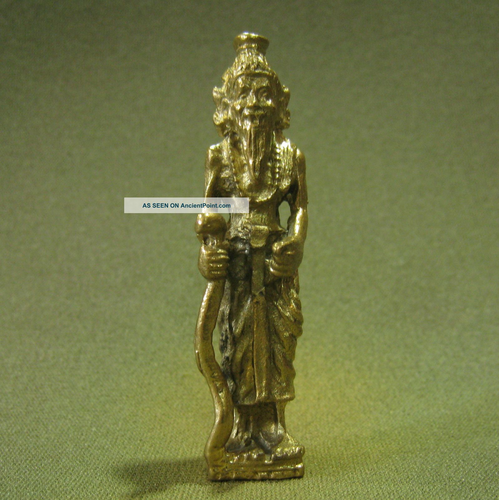 Lp Rusri Standing Knowledge Healthy Lucky Charm Thai Amulet Amulets photo