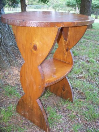 Hand Made Primitive Solid Pine Multi - Use Lamp / End Table,  Charming Oval Shape photo