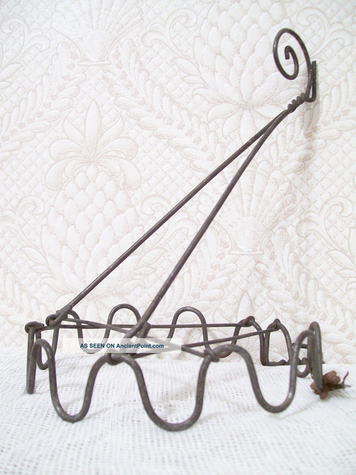 Antique Metal Wire Sconce Kerosene Lamp Holder Gadget Wireware Primitive Oddity Other photo