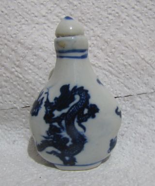 Collect Chinese Blue And White Porcelain Dragon Snuff Bottle - photo