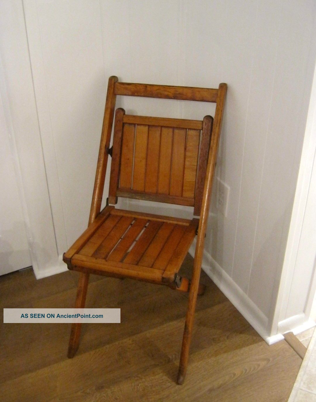 Vintage 1940 ' S Wooden Folding Chair 1900-1950 photo