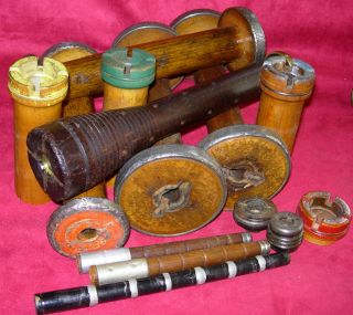7 Spools,  1 Spindle,  3 Bobbins,  And 3 Ends photo