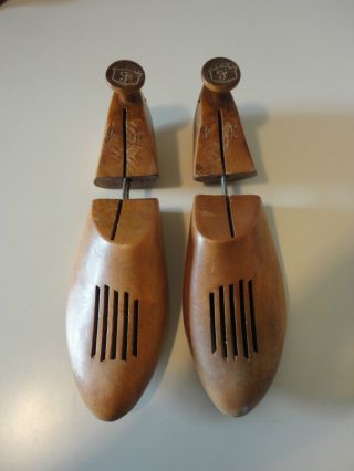 Vintage Florsheim Wooden Shoe Trees / One Pair / Stretchers / No.  4 - Size 10 photo