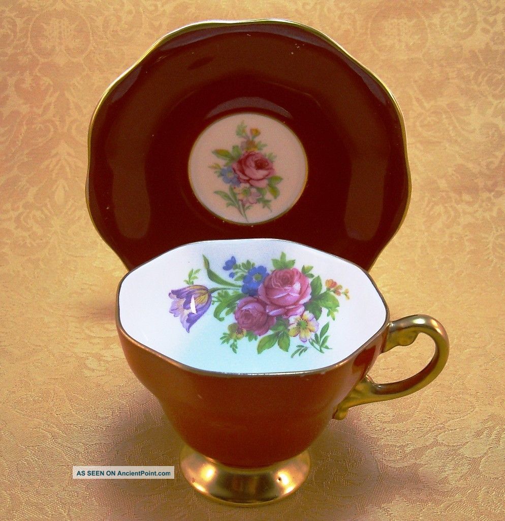 Foley Eb – Red Cup & Saucer,  Flowers Inside,  Gold Trimmed,  3007 Made In England Cups & Saucers photo