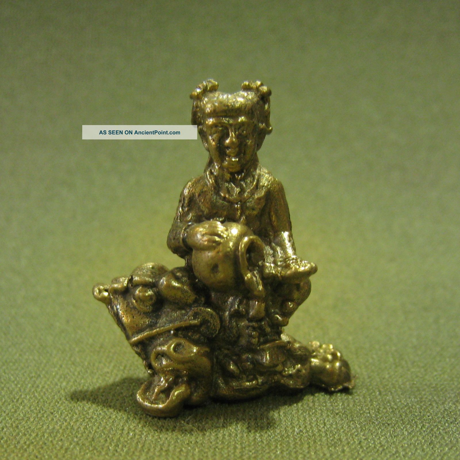 Naja On Wealth Frog Rich Lucky Charm Thai Amulet Amulets photo