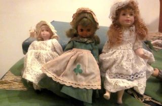 Antique Collectons Old Primitive Prairie Doll S 3 Girls With Native Drees photo