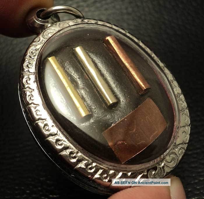 Locket 1st Takrut 3 Kasas Lp Maha Khumdang Real Code ๔๒ Thai Amulet [box+case] Amulets photo