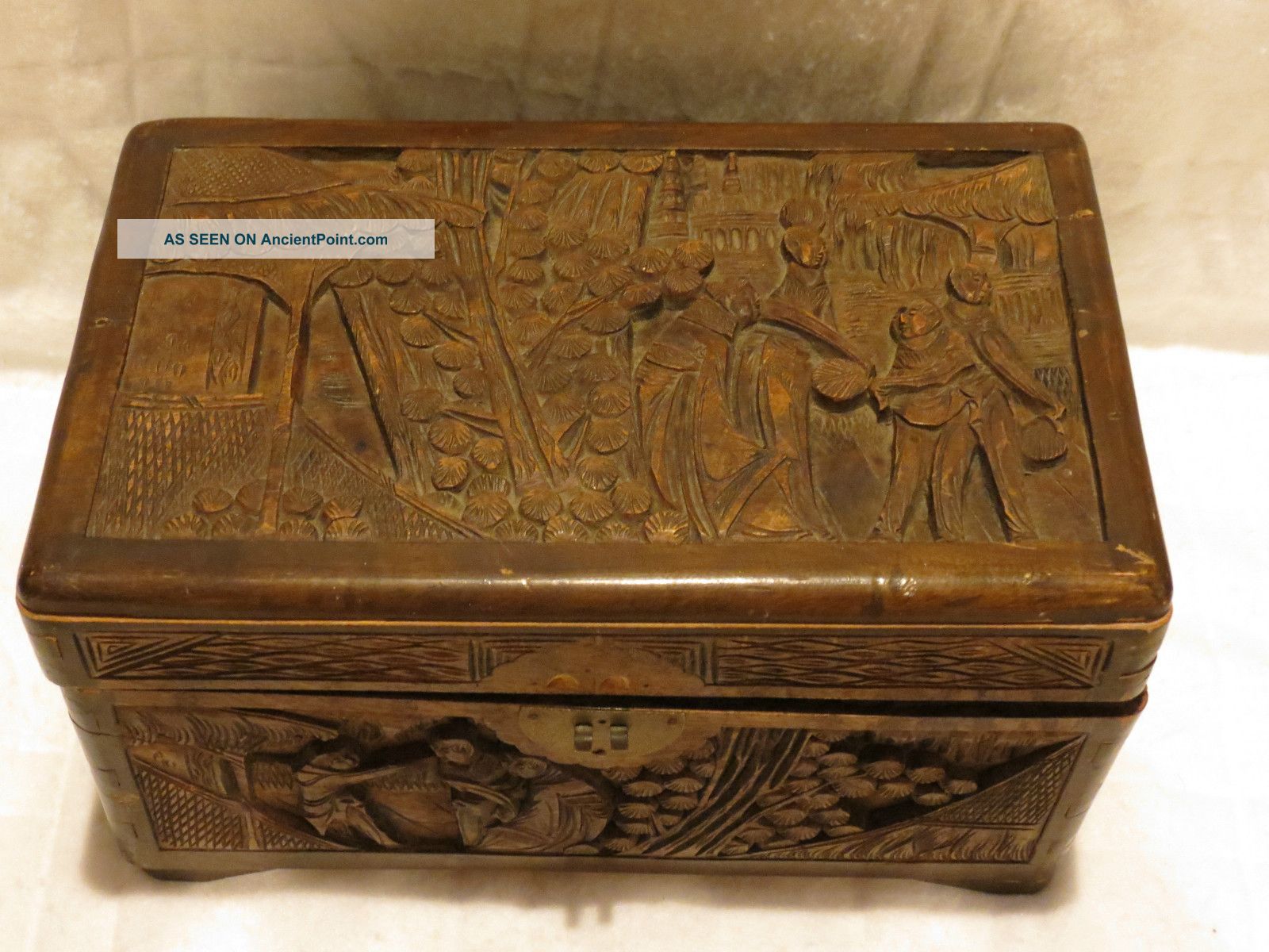 Chinese Handcarved Vintage Wood Box Snuff Bottles photo