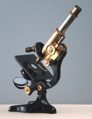E Leitz Wetzlar Vintage Brass Clinical Laboratory Microscope Stativ C Stand 1928 photo