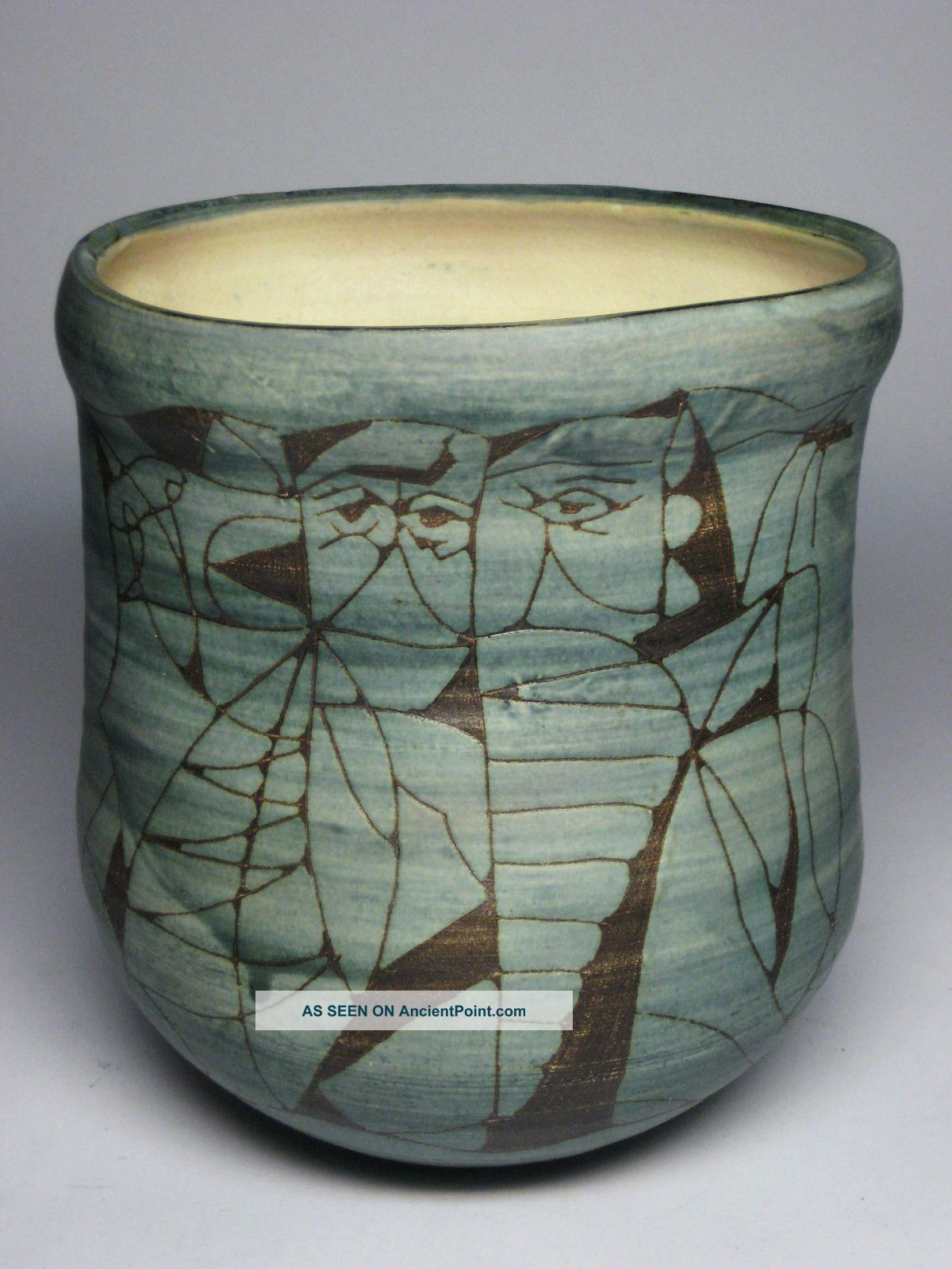 Studio Art Pottery Japanese Incised Sgraffito Etched Mid Century Modern Vase Vtg Mid-Century Modernism photo