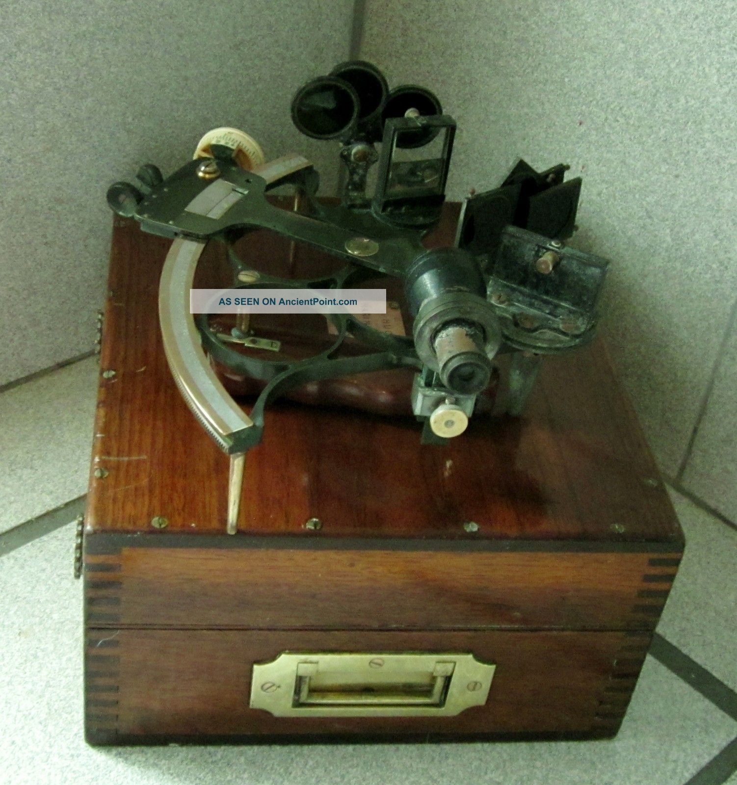 Large 1937 Husun Henry Hughes Ship Yatch Navigation Sextant + Case + Certificate Sextants photo