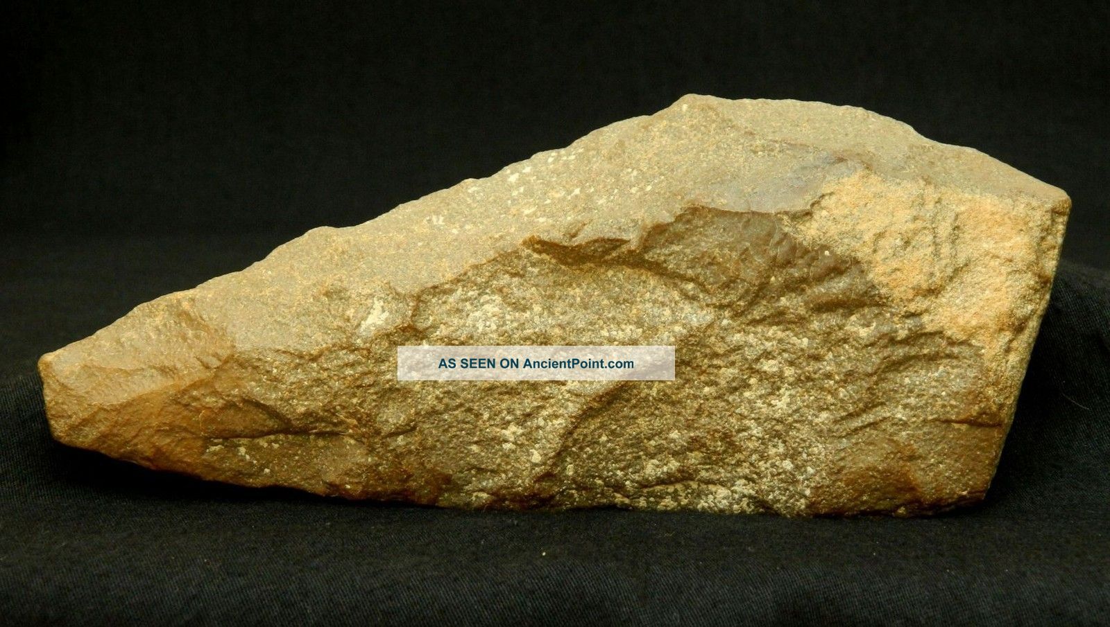 Lower Paleolithic Paleolithique Quartzite Hand Axe - 700000 To 100000 Bp - Sahara Neolithic & Paleolithic photo