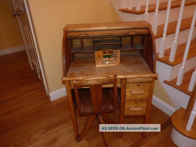 Vintage Anqiue Childrens Oak Roll Top Desk With Matching Chair 1900-1950 photo