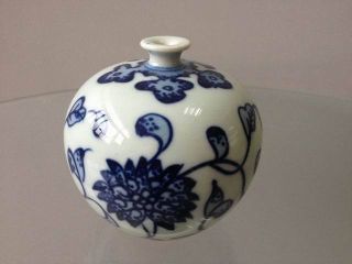 Chinese Ancient Porcelain Pot Blue And White Flowers Hand Painting 45 photo