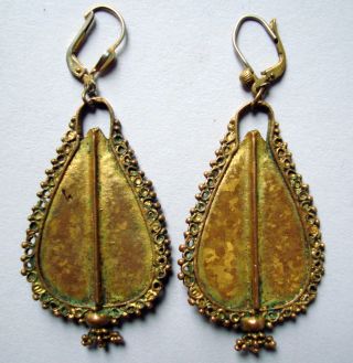 Pair Of Earrings In Gilded Bronze - Island Of Flores Indonesia - Early 20th - 12g Both photo