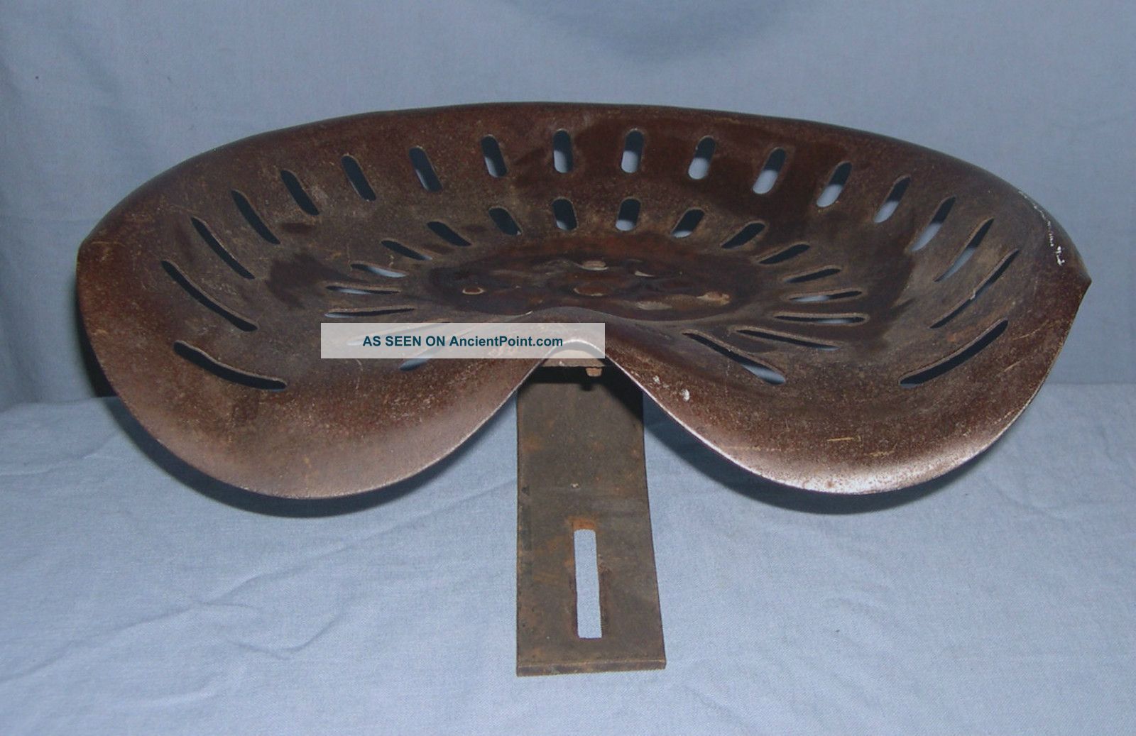 Early Cast Iron And Steel Patterned Tractor Seat Primitives photo