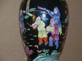 Chinese Qianlong Mark Famille Rose Noir Porcelain Large Vase photo