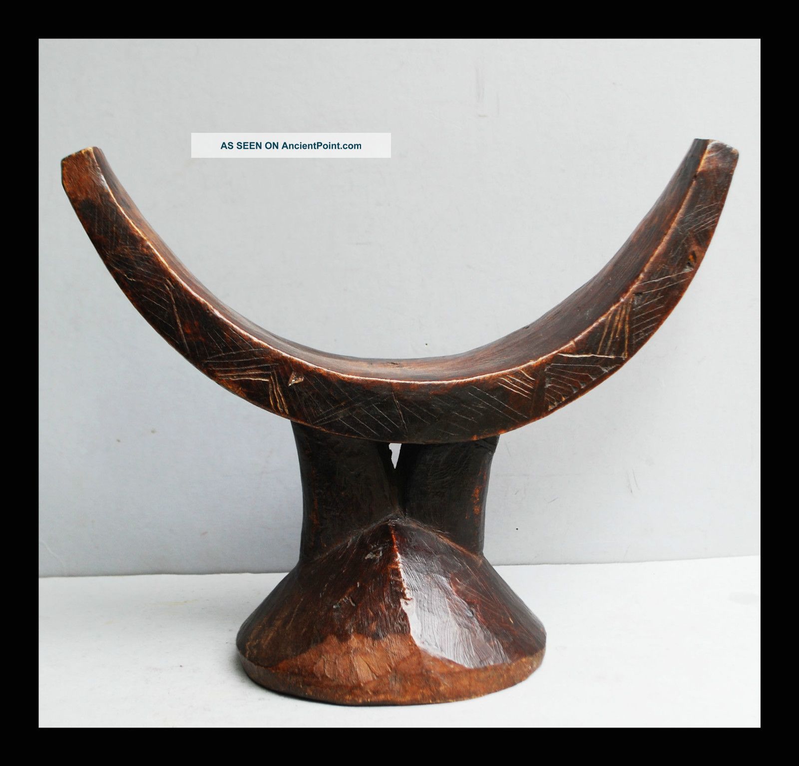 A Somali Headrest With Substantial Form+ Engravings Other photo