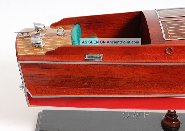 Chris Craft Runabout Wood Model 32 
