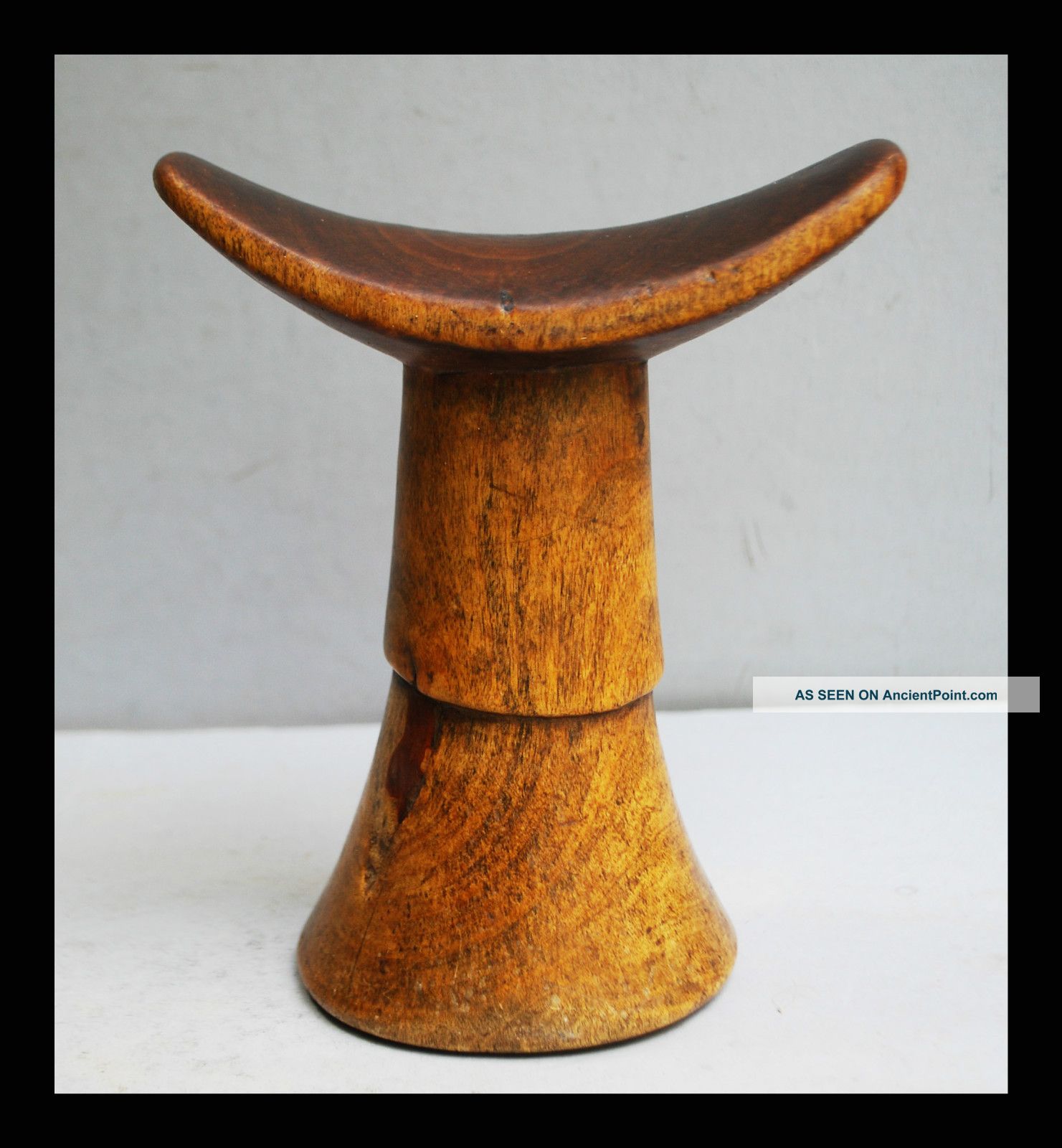 A Well Patinated Ethiopian Headrest With Simple Design Other photo