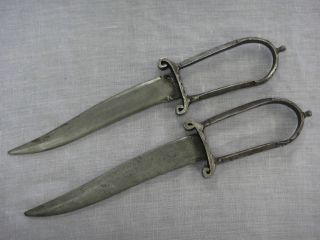 A Two Pieces 18th C Bichwa Dagger With Wootz Steel. photo