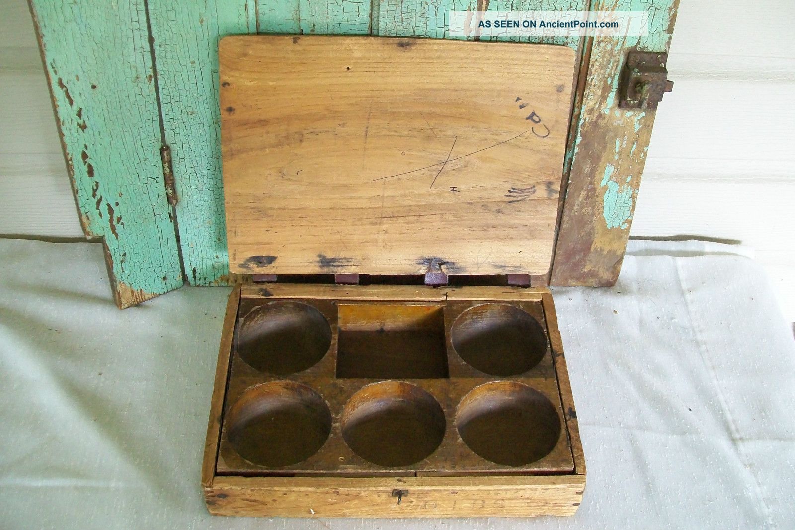 Antique Primitive Vintage Cash Money Drawer Primitives photo