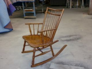 Early American Maple Rocking Chair photo
