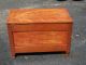 Small Primitive Trunk With Grain Paint And Hand Planed Panels Provenance 1800s 1800-1899 photo 1