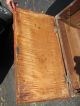 Small Primitive Trunk With Grain Paint And Hand Planed Panels Provenance 1800s 1800-1899 photo 2