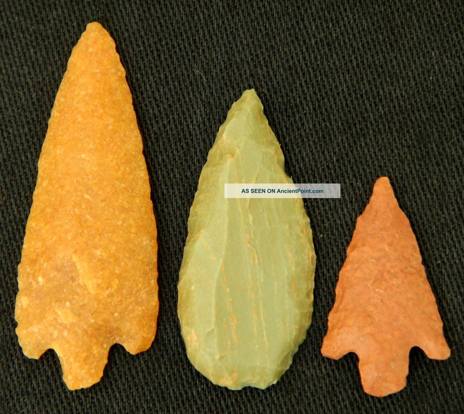 3 Neolithic Neolithique Jasper And Quartz Arrowheads - 6500 To 2000 Bp - Sahara Neolithic & Paleolithic photo