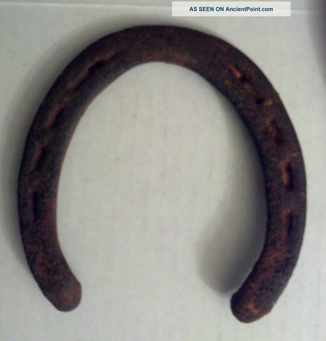 5 Antique Horseshoes Various Sizes