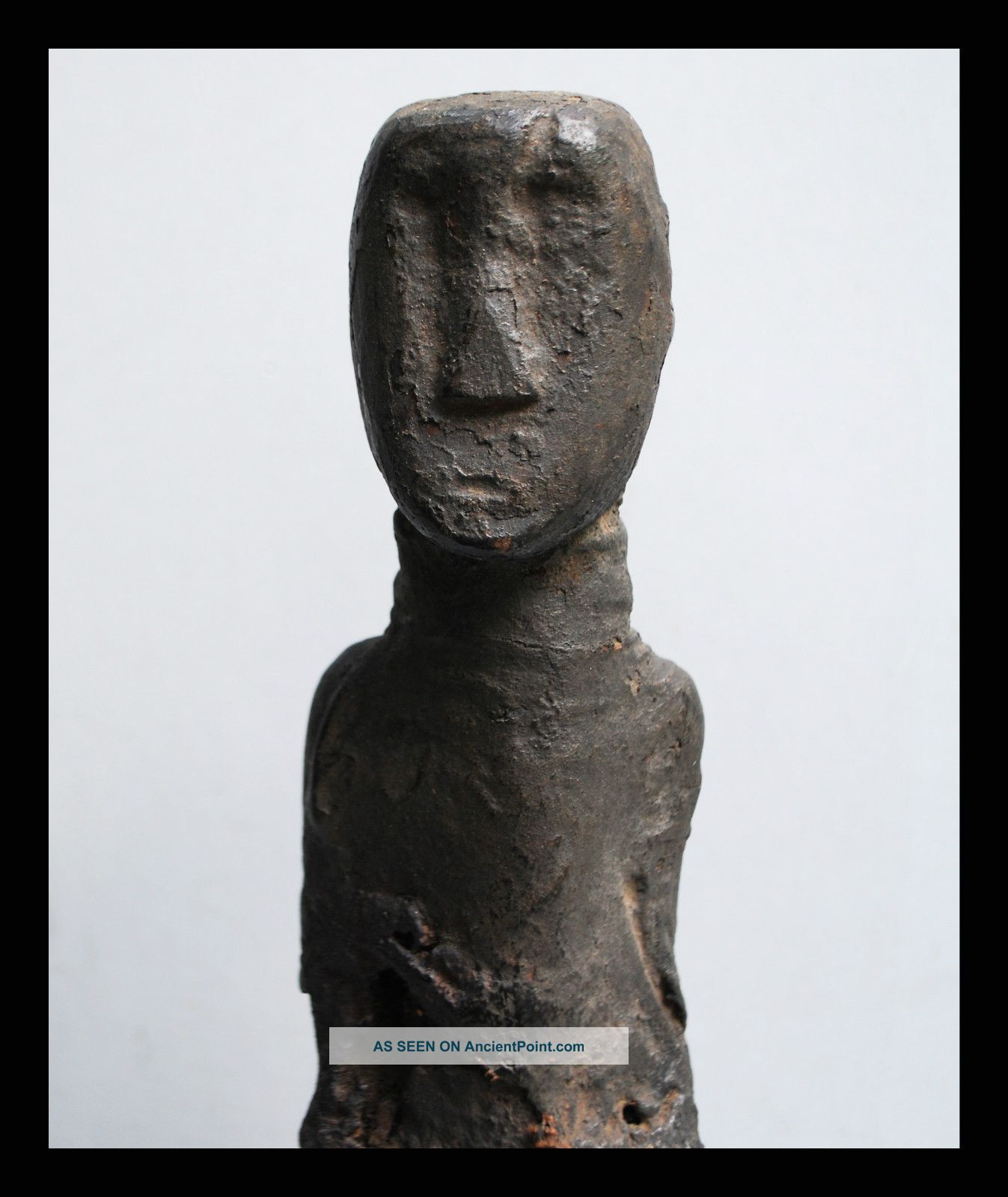 An Evocative And Impressive Pare Power Figure From Tanzania Other photo
