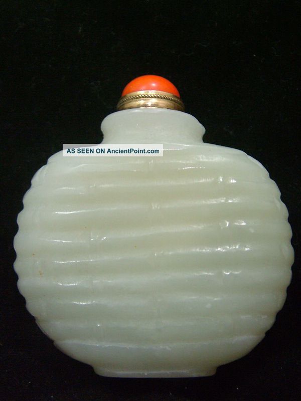 Hetian Jade 100% Authentic Rare Chinese Antique Snuff Bottle Snuff Bottles photo